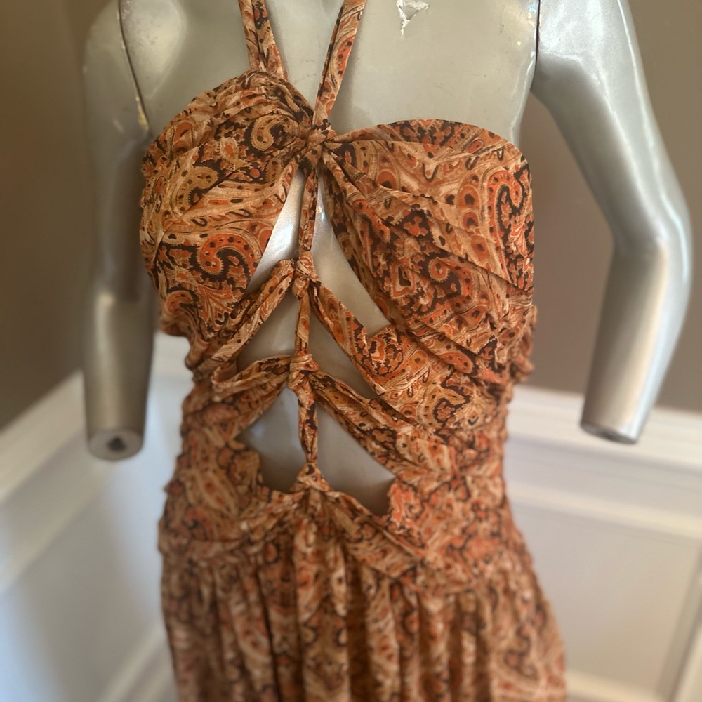 NWT FASHION NOVA Paisely Cut Out Maxi Dress Orange/Brown Halter Maxi Dress Sz XL - Picture 3 of 6